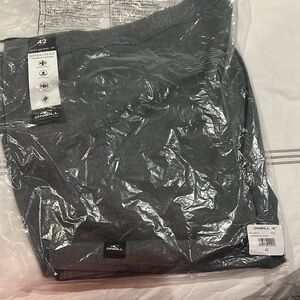 NEW O’Neill men’s 42 waist 19” above knee swim shorts